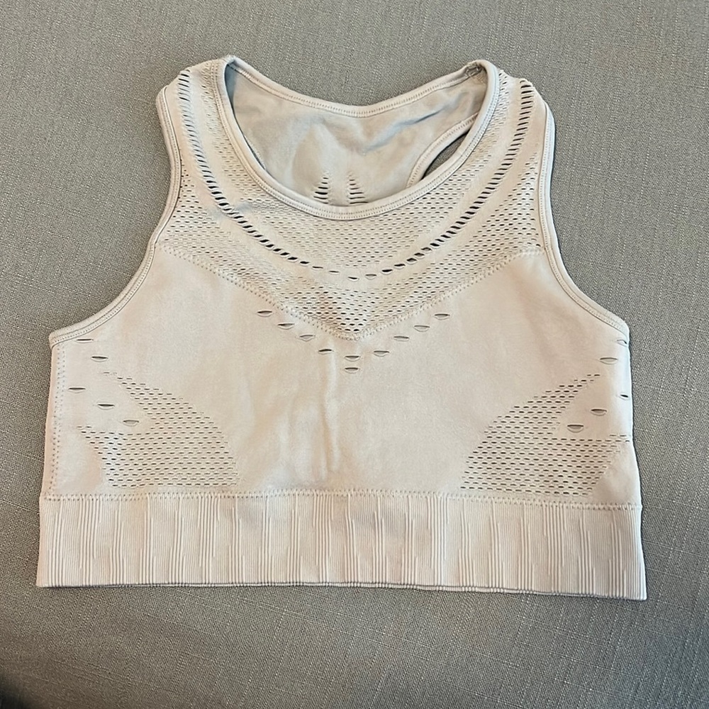 Sports bra